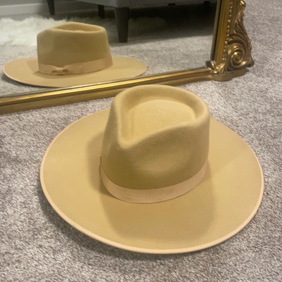 Lack of Colour Caramel Rancher - Picture 1 of 3